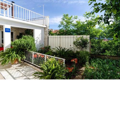 Apartment Dea