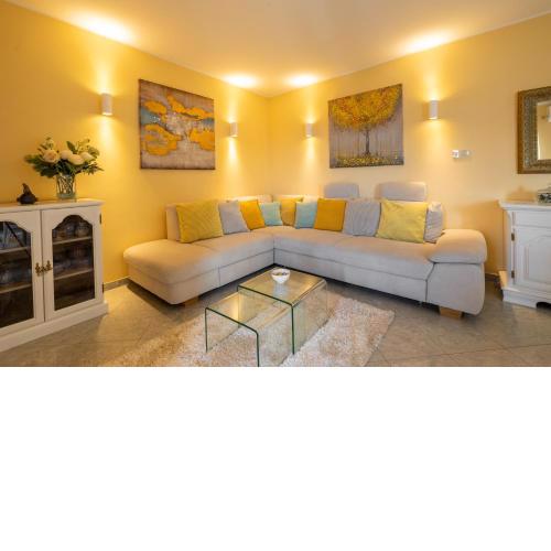 Apartment Dijan