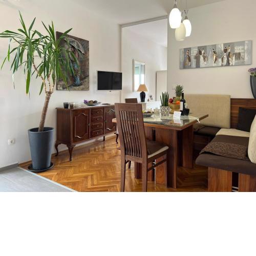 Apartment Dino