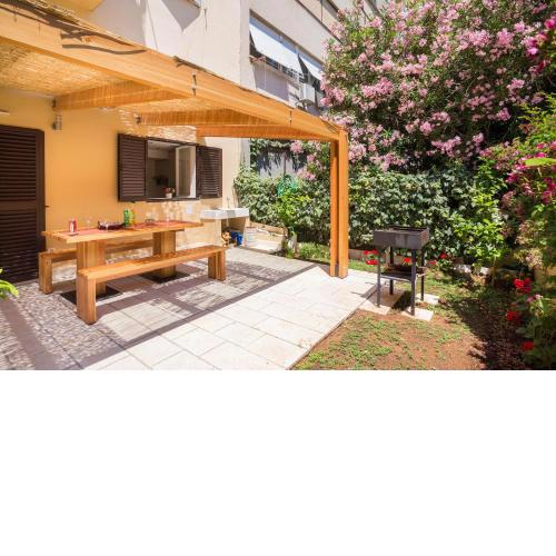 Apartment Dora