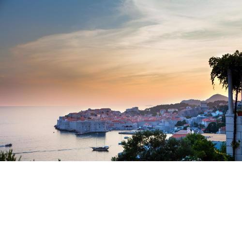 Apartment Dove with sea view and free parking