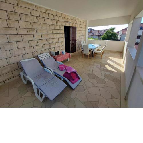 Apartment Dragi