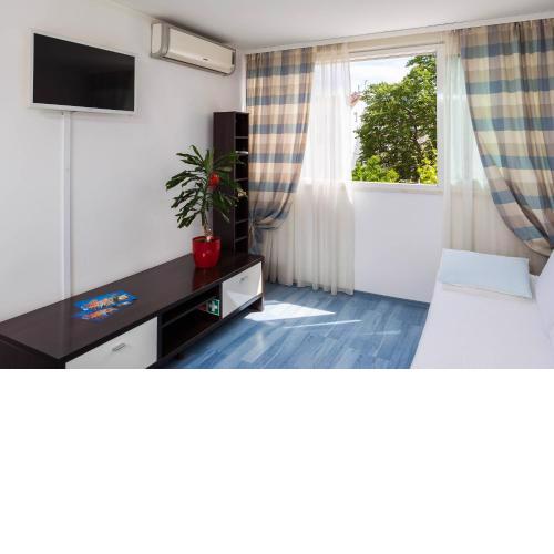 Apartment Dragica