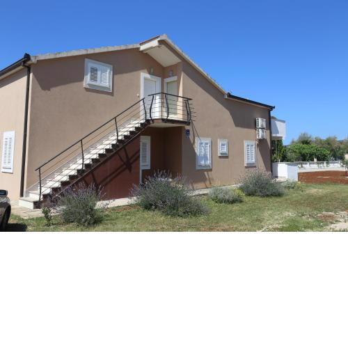 Apartment Drazan