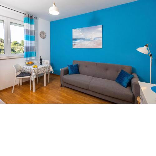 APARTMENT EASY