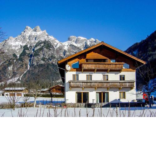 Apartment Edelweiss-1 by Interhome