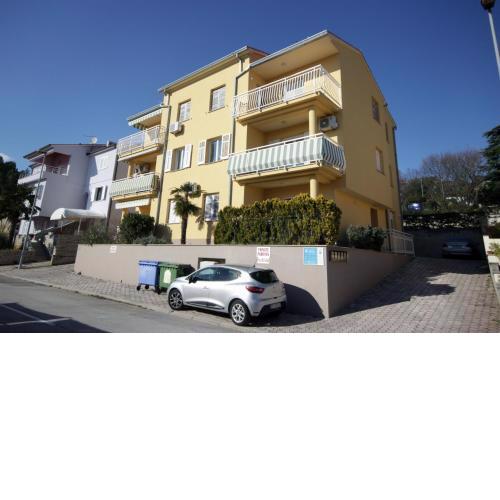 Apartment Ely