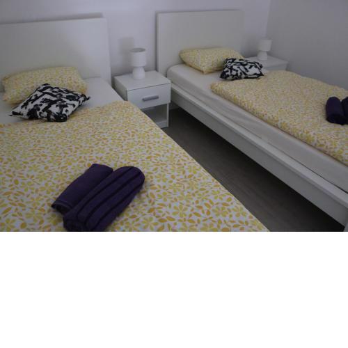 Apartment F6