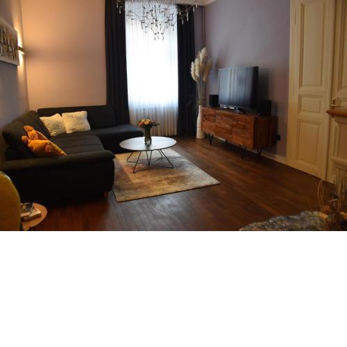 Apartment Ficlek Raja