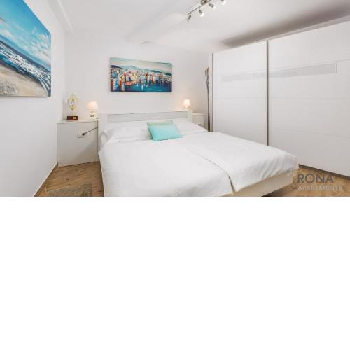 Apartment Follow Me