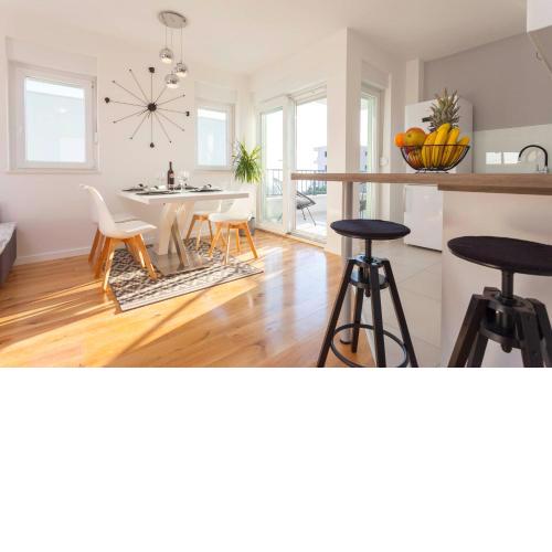 Apartment Frane