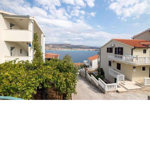 Apartment Goran