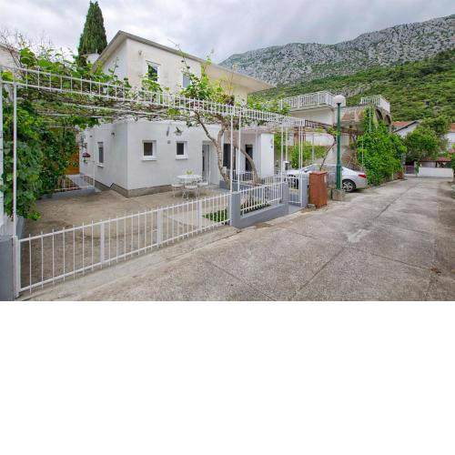Apartment Ilijana