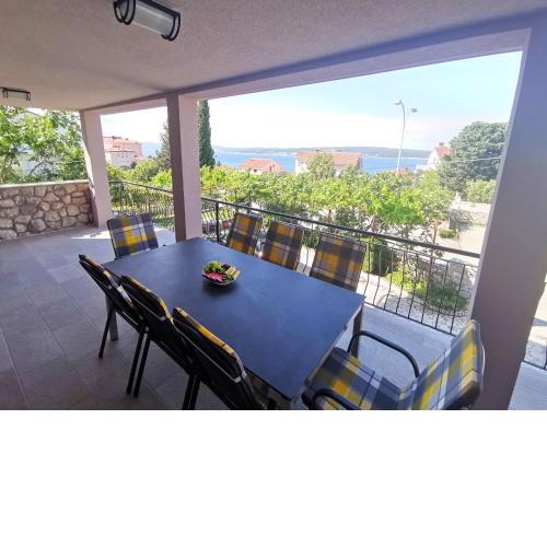 Apartment in Crikvenica 34973
