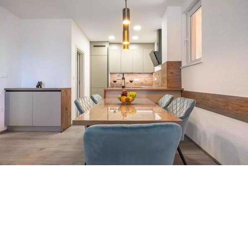 Apartment in Crikvenica 51194