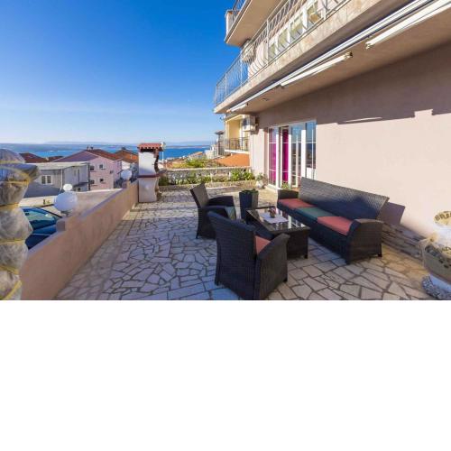 Apartment in Crikvenica 5468