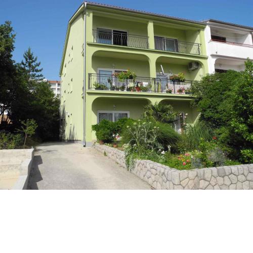 Apartment in Crikvenica 5470