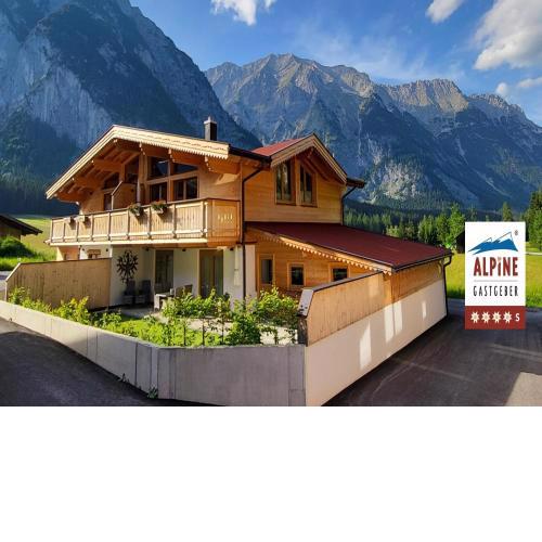 Apartment In Leutasch with garden