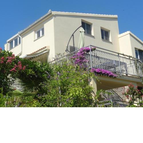 Apartment in Okrug Gornji with sea view, terrace, air conditioning, WiFi 5046-2