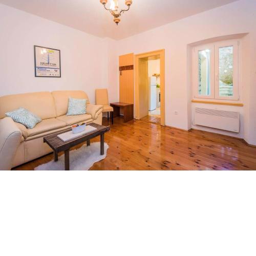 Apartment in Old Stone Villa by Neretva River
