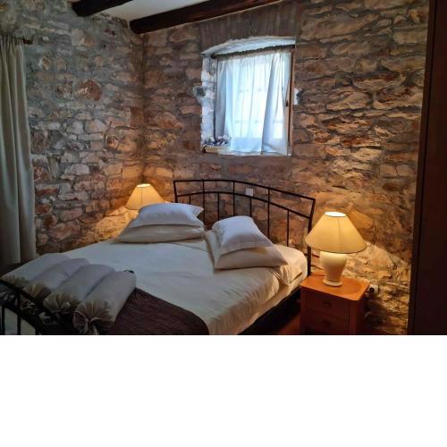 Apartment in Pula 33579