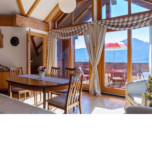 Apartment in Sankt Stefan near Lake Pressegger