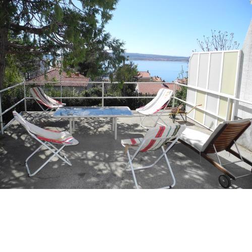 Apartment in Selce 27284