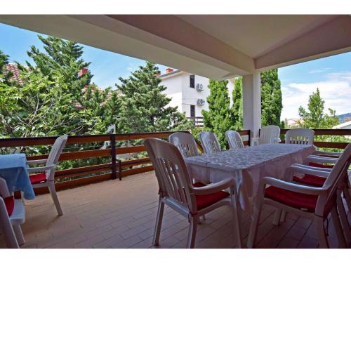 Apartment in Starigrad-Paklenica 40050