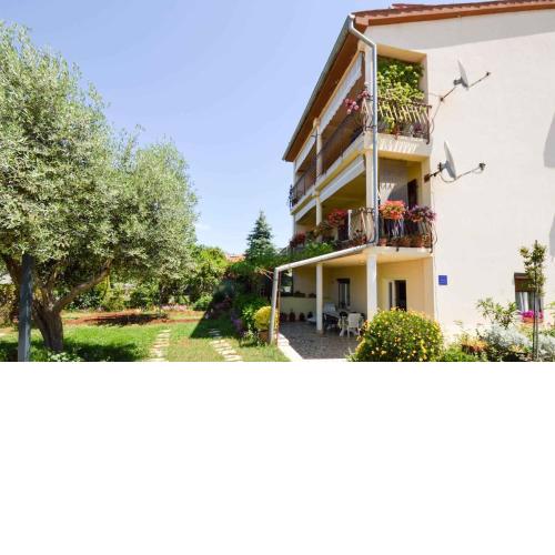 Apartment in Stinjan/Istrien 8432