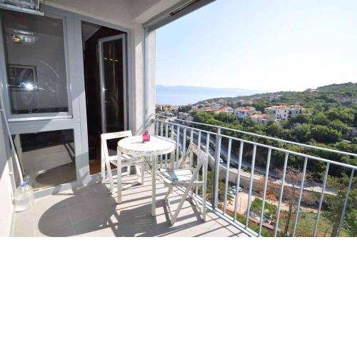Apartment in Vrbnik/Insel Krk 13620