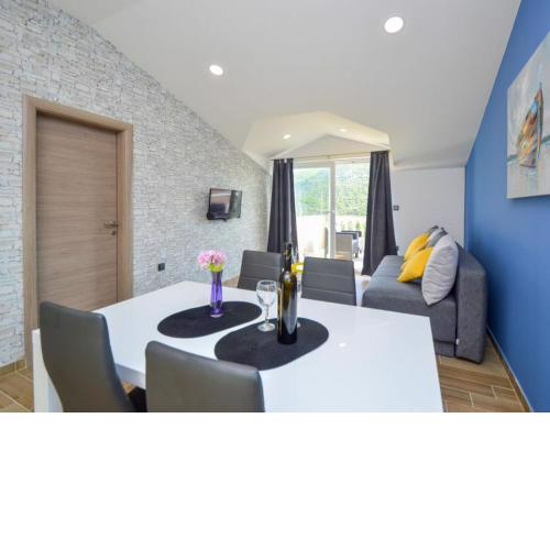 Apartment Ivana I Martina