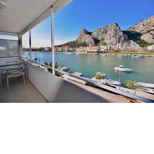 Apartment Ivana Omis