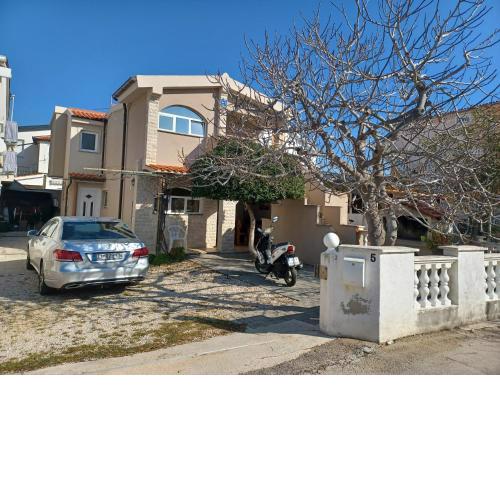Apartment Ivica