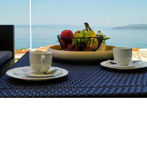 Apartment Ivona with beautiful seaview