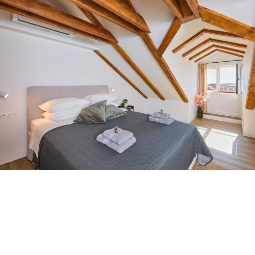 Apartment Iza Grada
