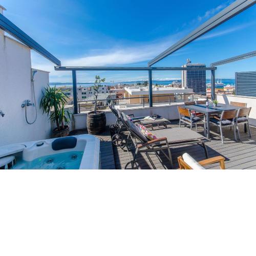 Apartment Jacuzzi Sky