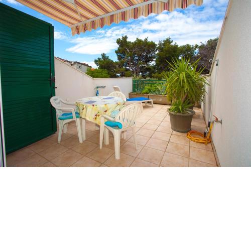 Apartment Jarak Center Makarska