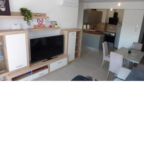 Apartment Jere with private parking