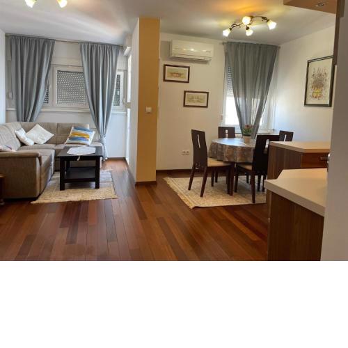 Apartment Kaj