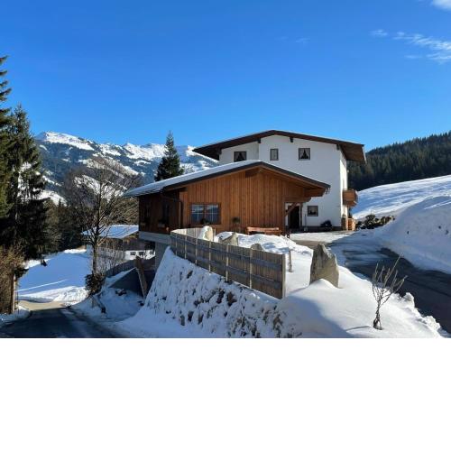 Apartment Karwendel by Interhome