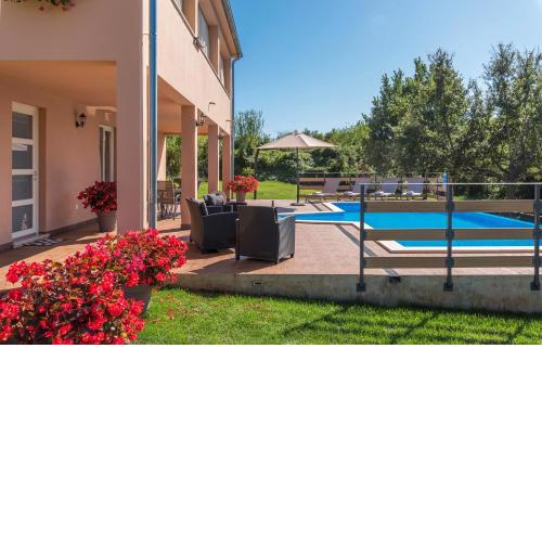 Apartment Kata with Private Pool
