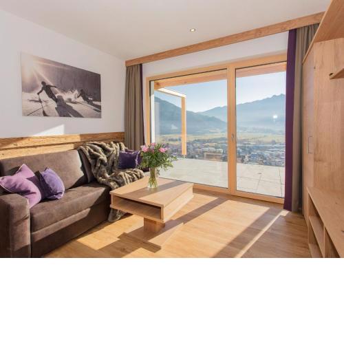 Apartment Kitzsteinhorn by Interhome