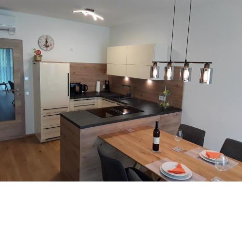 Apartment Kristall Real