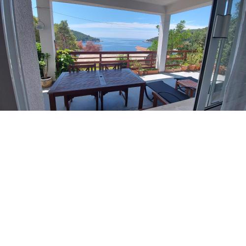 Apartment Kristić - Saplunara, Mljet