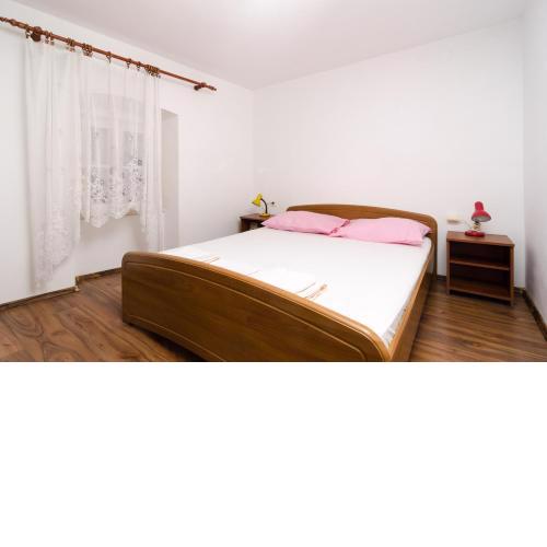 Apartment La Marina