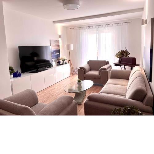 Apartment Lana - Two Bedroom Apartment with Terrace and Sea View