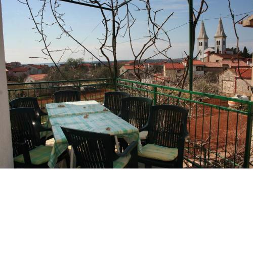 Apartment Lapic