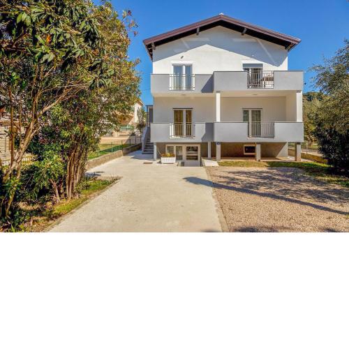 Apartment Lea