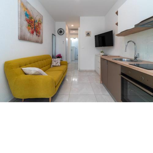 Apartment Leo