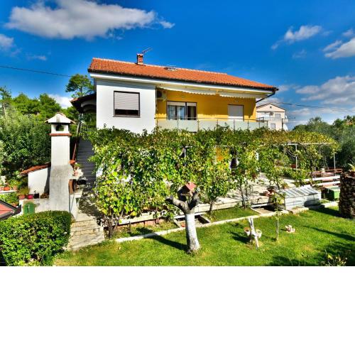 Apartment Lidija by Interhome